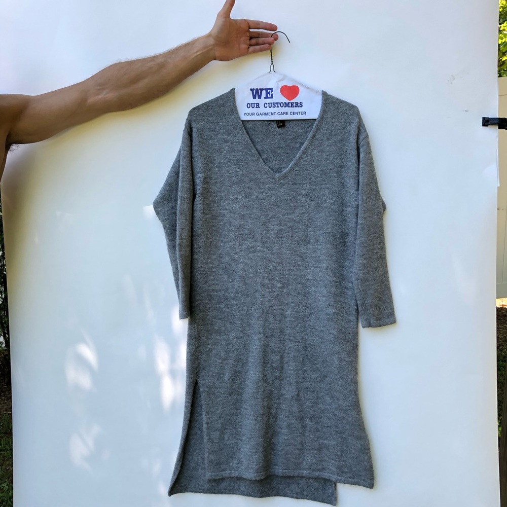 Women’s v neck sweater dress